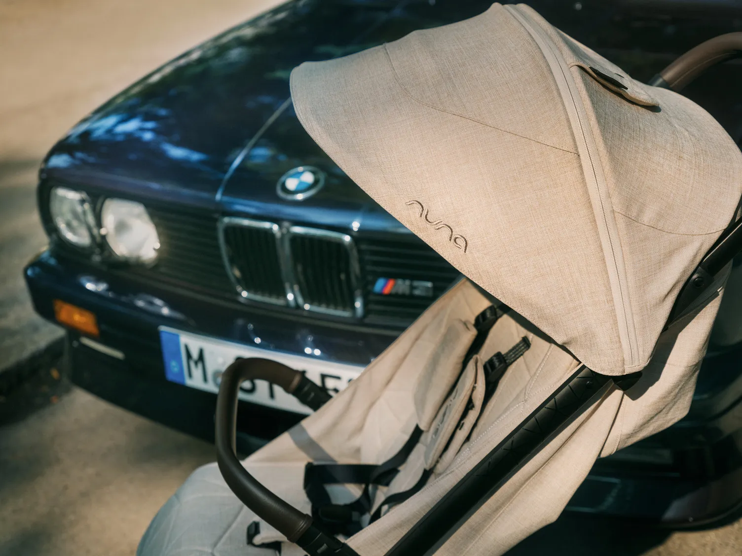 Коляска прогулочная Nuna TRVL LX BMW