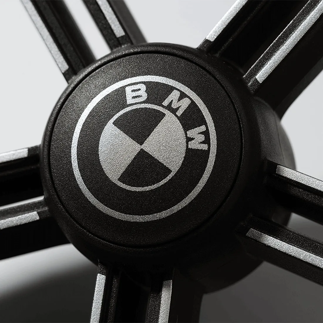 Коляска прогулочная Nuna TRIV NEXT BMW