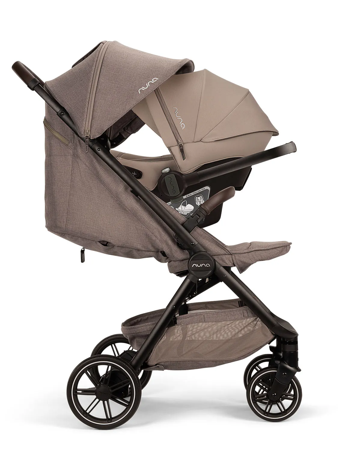 Коляска прогулочная Nuna TRVL LX